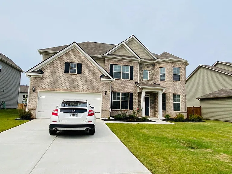 7445 Olivia View Ct — Photo 1