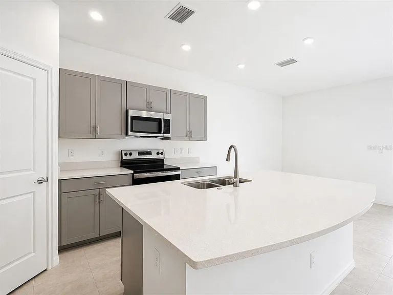 15144 Cuzcorro Ct — Photo 11