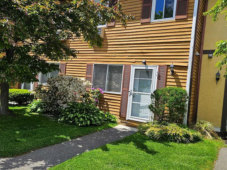 24 East Ave #3 — Photo 2