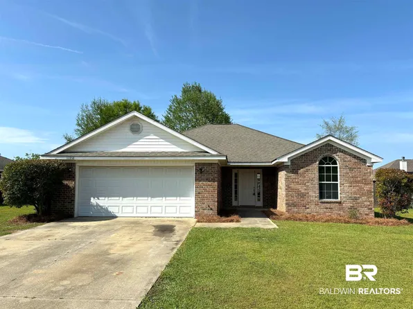 16938 Heartland Cir, Robertsdale, AL 36567