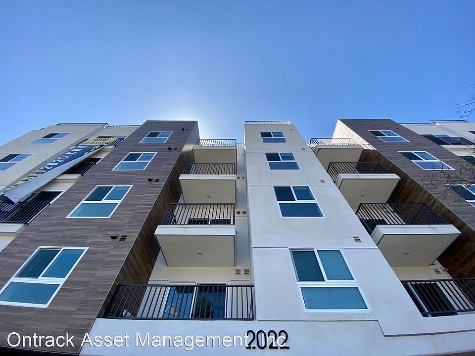 1st image of 2022 W Sunset Blvd #304