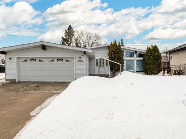 9709 90th Ave, Fort Saskatchewan, AB T8L 1M4