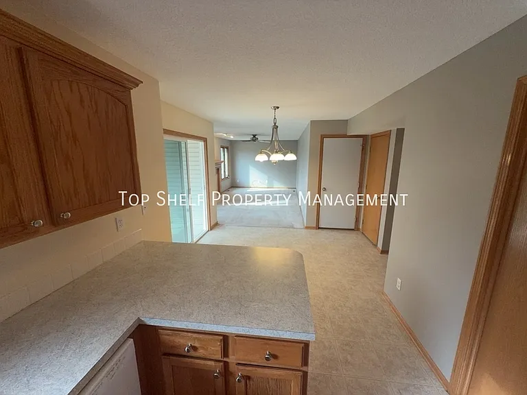 4404 SE Elm Ct — Photo 4