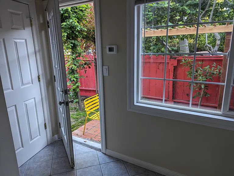 650 Circle Dr #1 — Photo 6