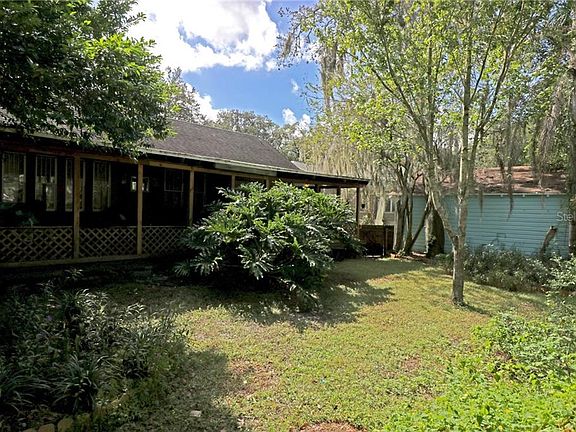 3rd image of 1016 E Henry Ave