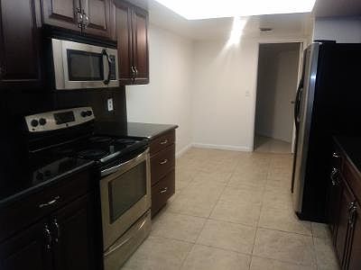 1st image of 825 Egret Cir APT 202A
