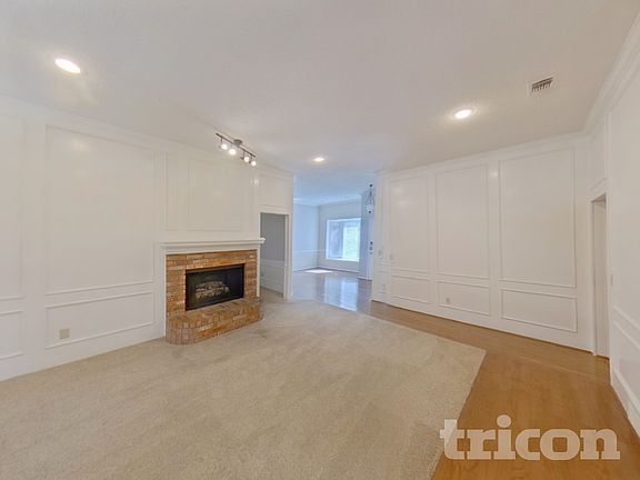 2nd image of 2065 Mossberg Dr