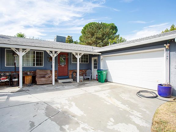 2nd image of 1575 Valerie Way