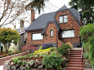 3933 Meridian Ave N, Seattle, WA 98103