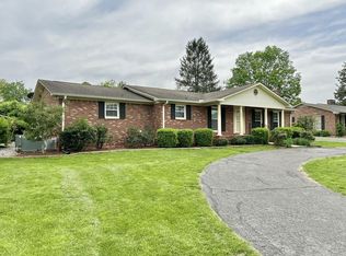 1541 Barnes Dr, Cookeville, TN 38501