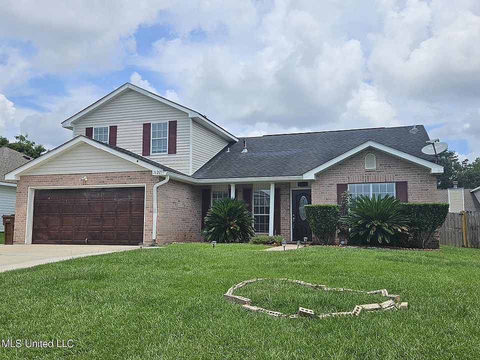 1st image of 16223 Saddle Dr
