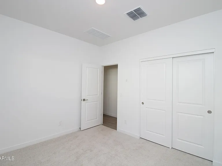 7869 N 80th Ave — Photo 10