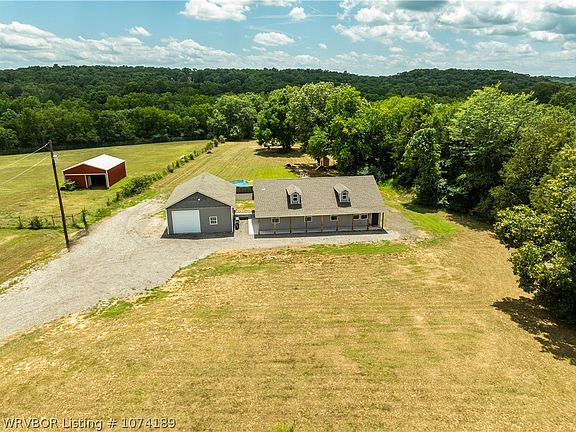 5th image of 1511 Thompson Ln