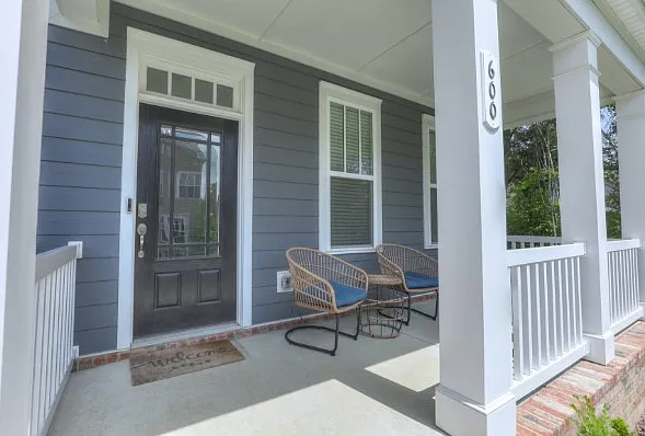 600 Heck Ln — Photo 2