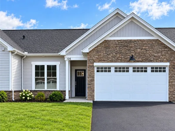 106 Cedarway Cir #414, Webster, NY 14580