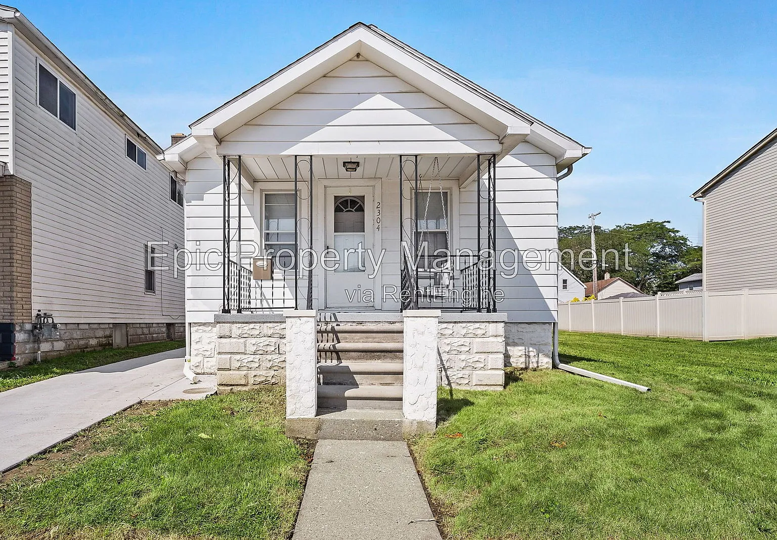 2 bed, 1.0 bath, $1,645 — Photo 1