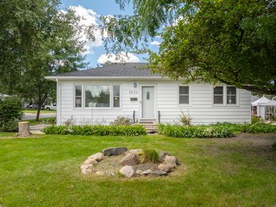 2520 W 8th St, Waterloo, IA, 50702