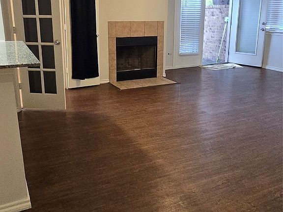 4th image of 9837 Walnut St #101