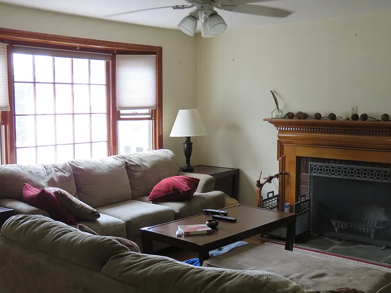 50 Greenwood St #1 — Photo 5