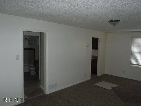 5th image of 79 W Robert Ave