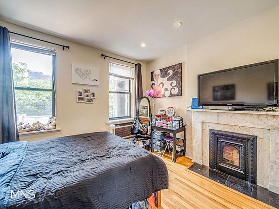 5th image of 217 E 30th St APT 3