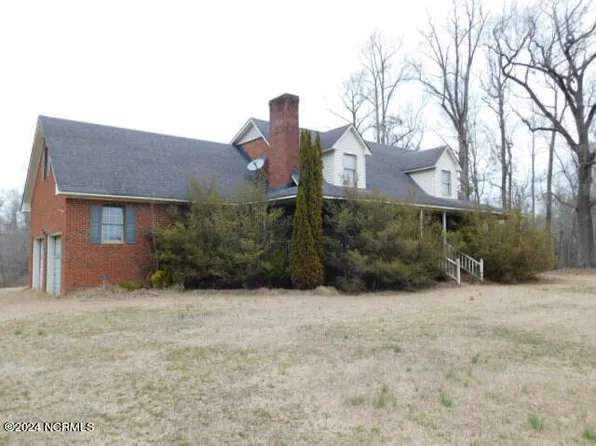 499 Bear Creek Road, Grimesland, NC 27837