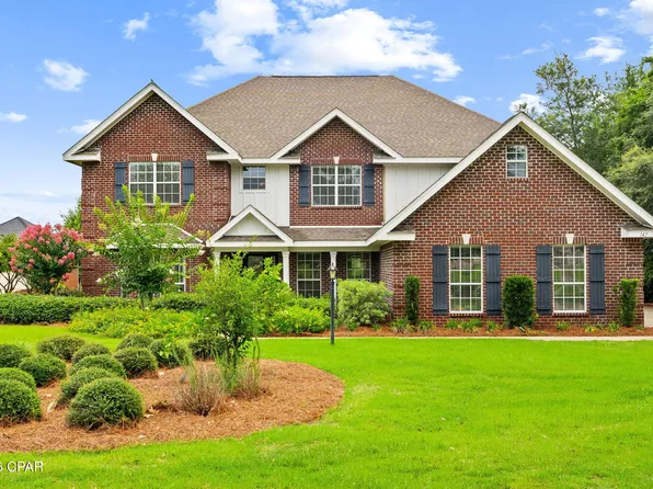 147 Lake Merial Shores Dr, Southport, FL 32409