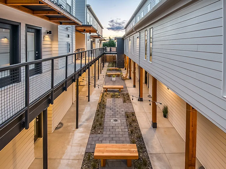 Julian Apartments — Photo 3