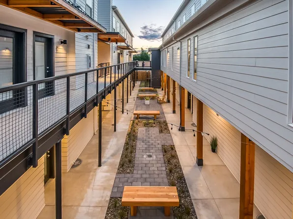 Julian Apartments, 5681-5687 NE Glisan St #B2-01, Portland, OR 97213