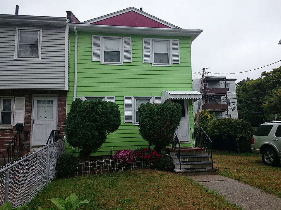 2nd image of 28 Jacob St