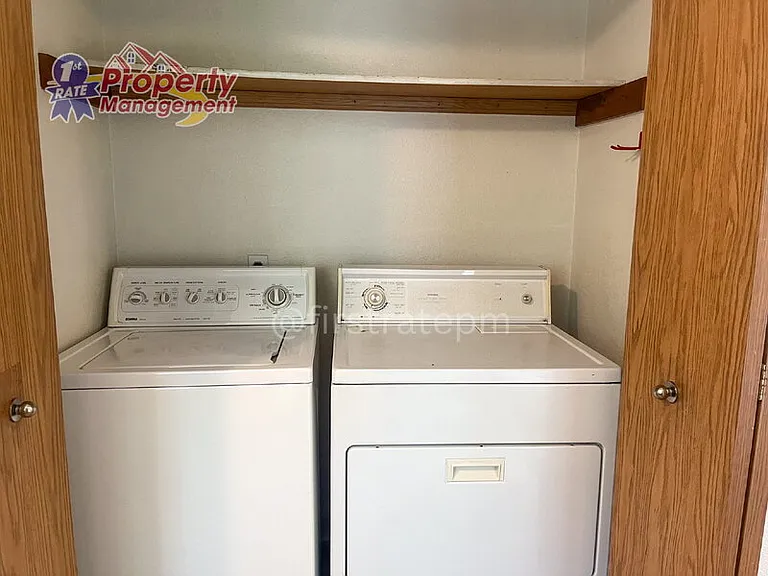 3219 Rose Hill St — Photo 22