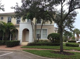6108 Towncenter Cir, Naples, FL 34119