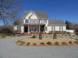 1068 Riverwatch Dr, Kinston, NC 28504