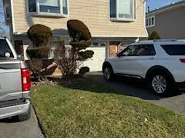 104 Amsterdam Ave, Staten Island, NY 10314