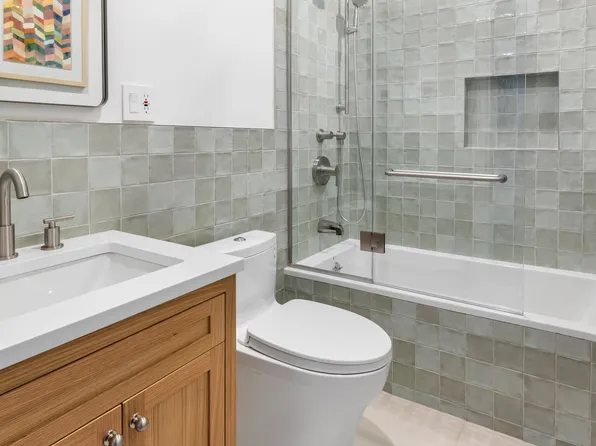 1242 Hancock Street image 10 of 11