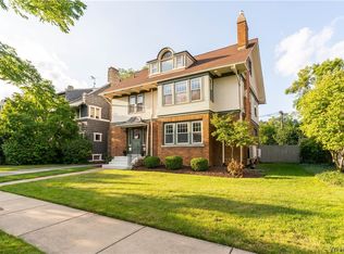 275 Middlesex Rd, Buffalo, NY 14216