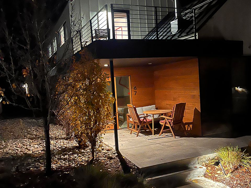 1st image of 67 Jameson Dr