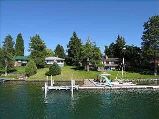 2nd image of 877 Bayview Dr