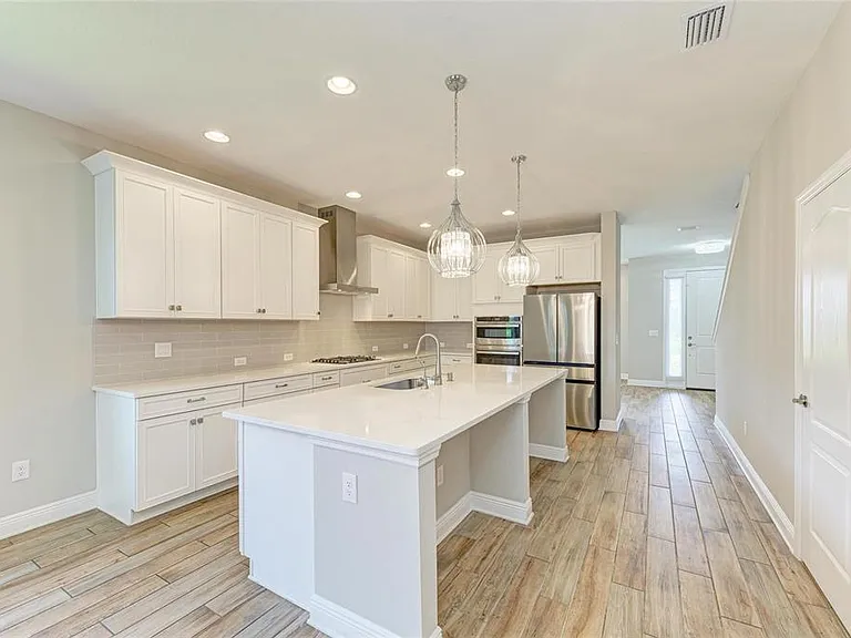 4745 Antrim Dr — Photo 29