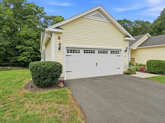 3rd image of 82 Beech Hill Rd #82