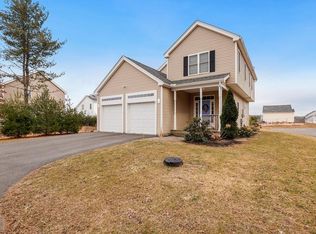 15 Geordan Ave, Bellingham, MA 02019