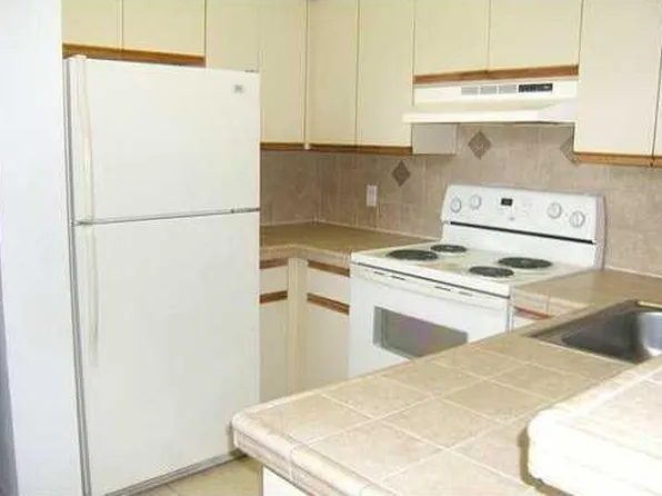 820 Cypress Park Way APT A, Pompano Beach, FL 33064