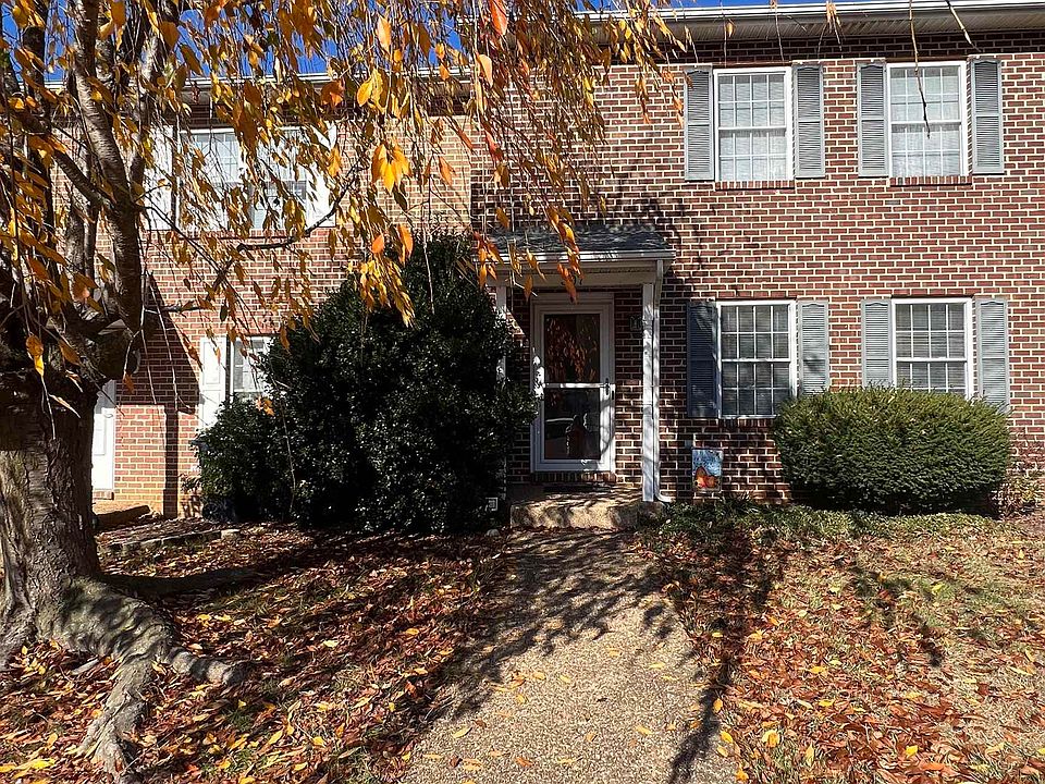 1st image of 307 Emerald Dr