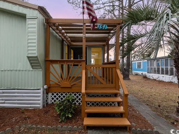 151 Crooked Island Circle, Murrells Inlet, SC 29576
