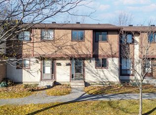 1457 Murdock Gate #111, Ottawa, ON K1J 8R4
