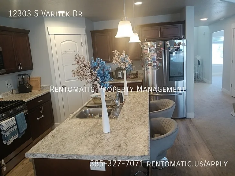 12303 S Varitek Dr — Photo 6