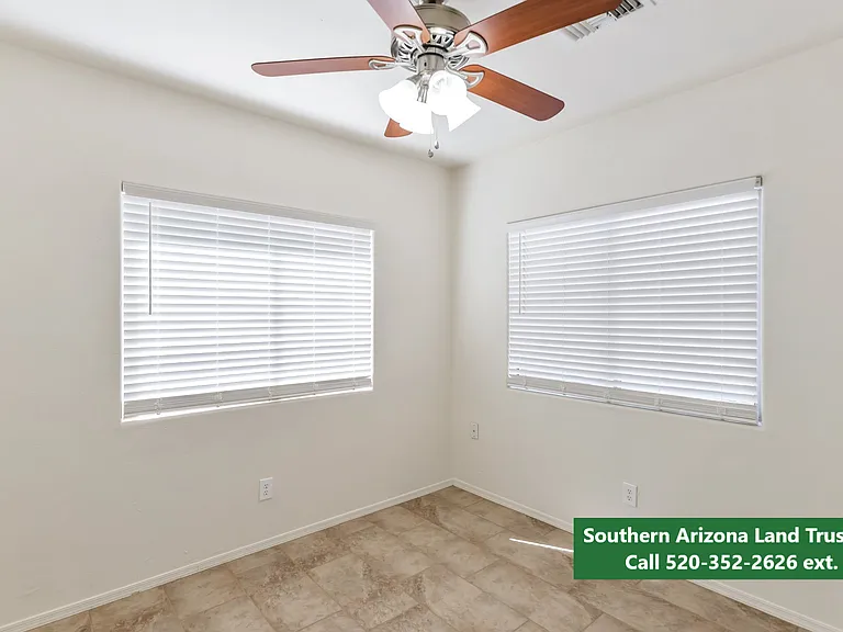 1935 W Banks Grove Pl — Photo 11