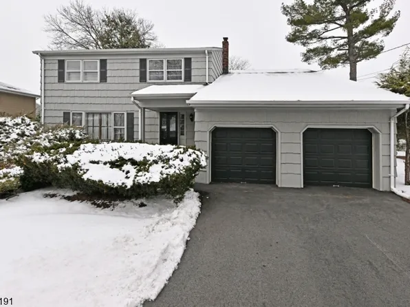 755 Walnut St, Paramus Boro, NJ 07652