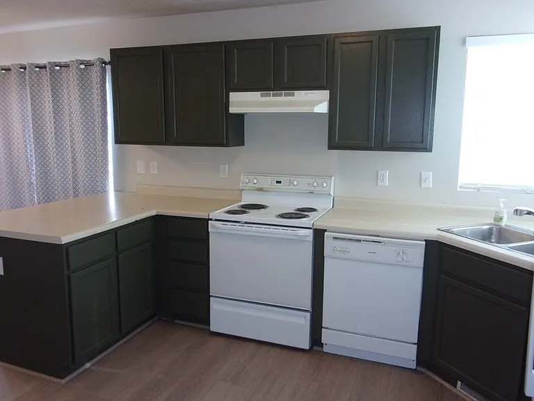 1863 Twilight Ln — Photo 10