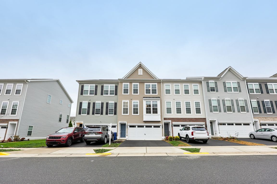 Wyche Knoll Ln-S2011-001.jpg